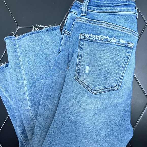 Vervet Distressed High Waist Jeans - Picture 2 of 7